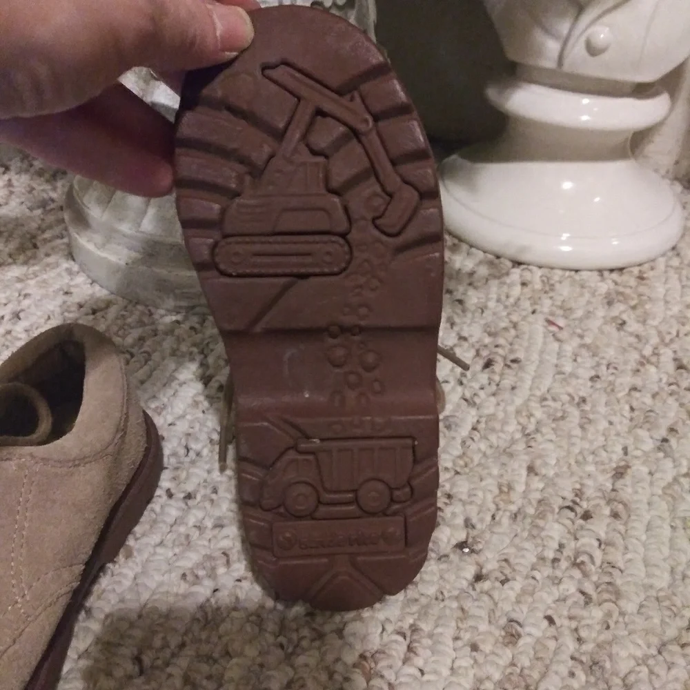 3/$18 Stride Rite James Tan Suede Boys Dress Shoe
